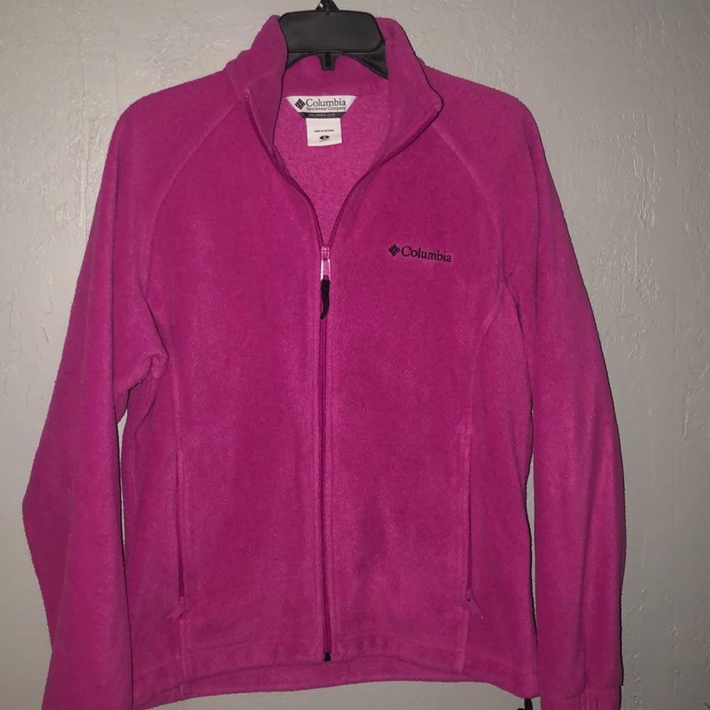 Women’s Columbia fleece jacket